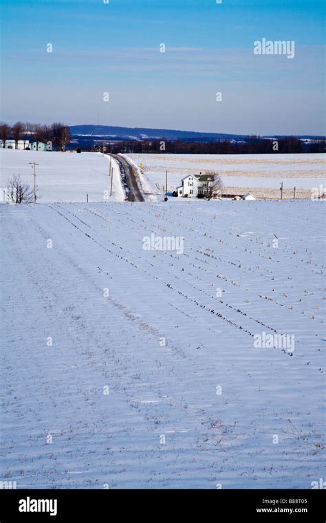 Snow Covered Fields In Rural Pennsylvania Stock Photo Alamy