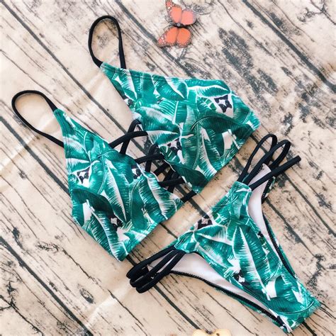 2018 Sexy High Neck Bikini Swimwear Women Swimsuit Brazilian Bikini Set Green Print Halter Top