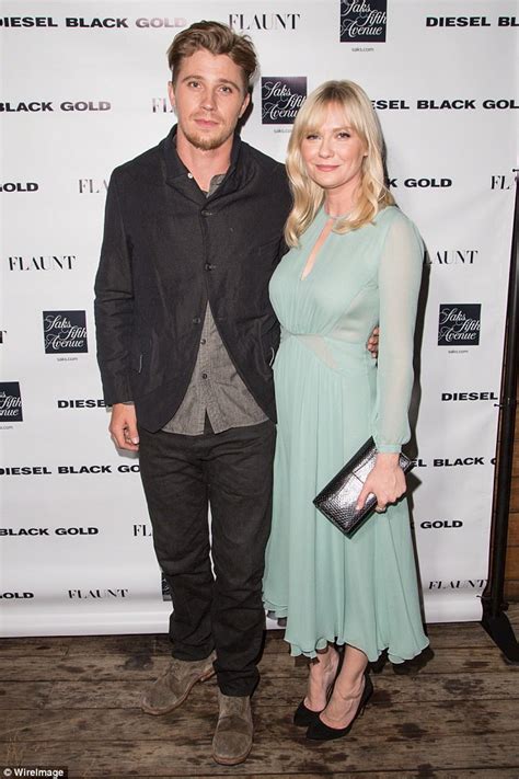 If you're looking for her husband, she hasn't. Kirsten Dunst and Garrett Hedlund 'are engaged after more ...