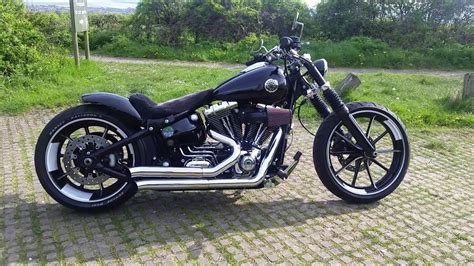 Custom Harley Davidson Fxsb Softail Breakout Bassani Sound
