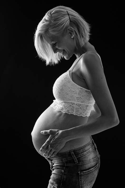 Foto De Embarazada En Estudio El Estudio De Blanca