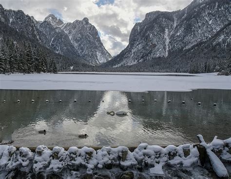Hd Wallpaper Winter Lake Ice Frozen Dolomiti Toblach Dobbiaco