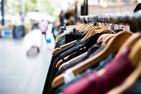 A Complete Guide On How To Sell Used Clothing Online For Profit
