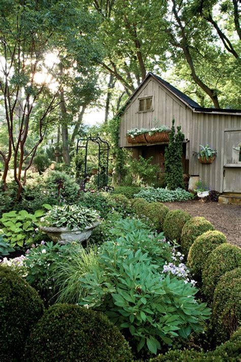 28 Beautiful Shade Garden Ideas That Are Worth Seeing 36 Backyard