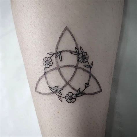 Awesome Irish Tattoos To Celebrate Your Celtic Heritage Tattoo Stylist