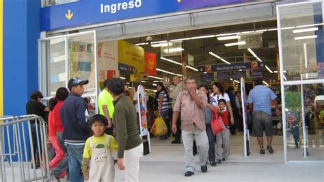 Según el libro guiness de los récords, monopoly es el juego de mesa más jugado del mundo, con más de 500 millones de aficionados en el planeta. FOTOS DE CHOSICA (LIMA-PERU): PLAZA VEA ABRIO SUS PUERTAS EN CHOSICA