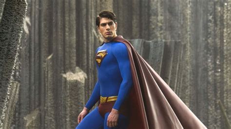 Sous les conditions suivantes : Tom Welling renfilera le costume de Superman pour Crisis ...