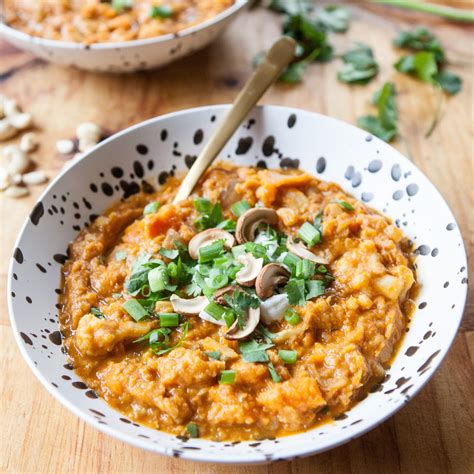 Toss to coat vegetables evenly. Slow Cooker Sweet Potato, Lentil and Cauliflower Curry | A Sweet Spoonful
