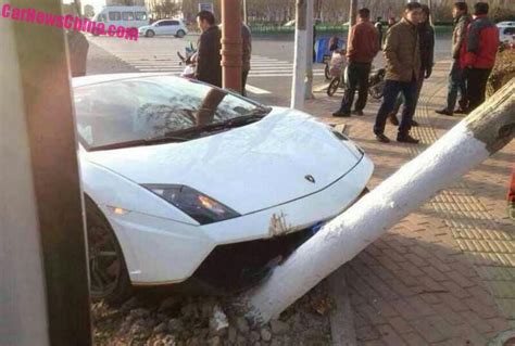 Lamborghini Gallardo Lp 570 4 Super Trofeo Stradale Crashes In China