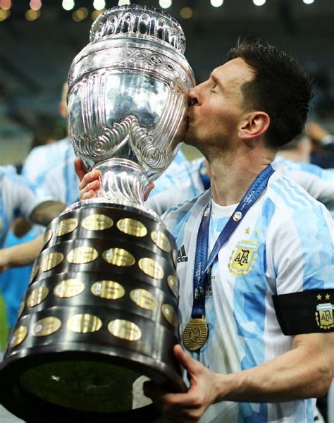 las mejores fotos de lionel messi y la selección argentina tras ganar copa américa heraldo