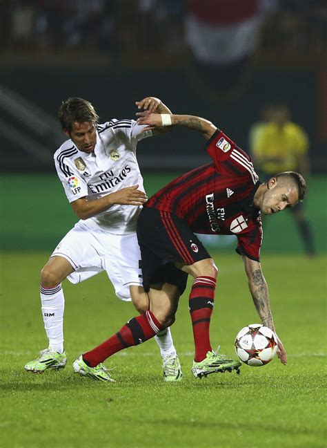 Real madrid v ac milan: Fabio Coentrao Photos Photos - AC Milan v Real Madrid - Zimbio