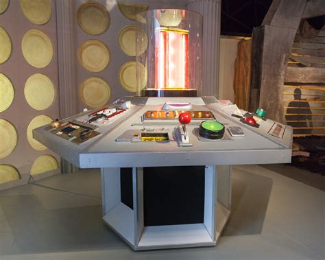Console Fourth And Fifth Doctors Tardis 27 Replica Of T Flickr