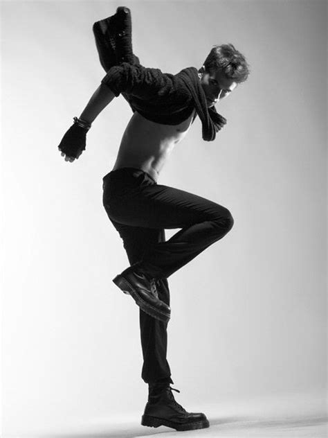 35 Latest Dynamic Action Poses Photography Lily Vonwiller Gallery