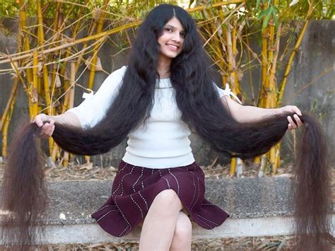 India Meet The Girl With The Worlds Longest Hair News Photos Gulf