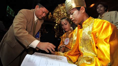 In Indonesia Interfaith Marriage Is Legal But With Many Obstacles