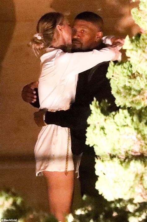 Jamie Foxx Gets Affectionate With His Girlfriend As They Spend Time With Friends At Nobu In