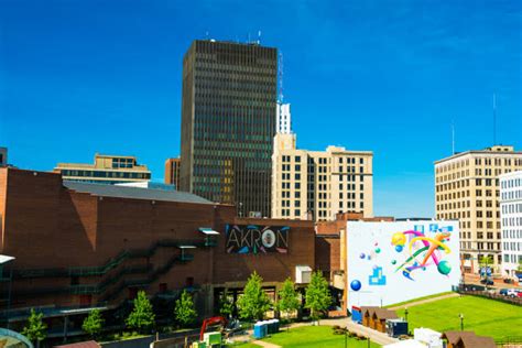 Akron Ohio Stock Photos Pictures And Royalty Free Images Istock
