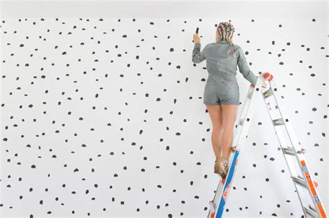 Transform your space without committing for life. DIY Brush Stroke Inspired/ Polka Dot Wall in 2020 | Polka ...