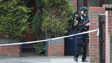 Oxford Shooting Police And Gunman In Standoff Bbc News