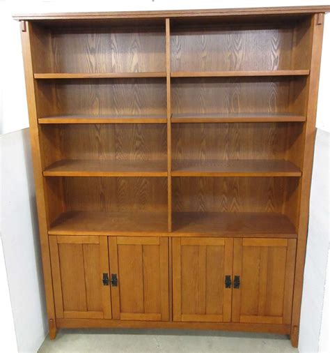 Albrecht Auctions Wood Book Shelf