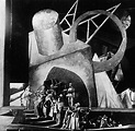 Scene from 'Hoppla wir leben', directed by Erwin Piscator, 1927 ...