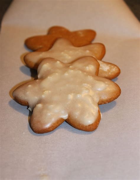 These gingerbread men cookies are as cute as can be. Archway Iced Gingerbread Man Cookies : Archway Cookies ...