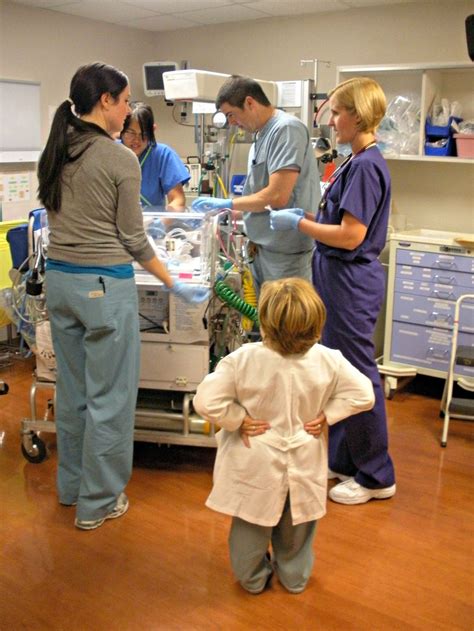 I_ forget my keys or i won't get in. Exclusive: Behind the Scenes With The Little Couple's Dr ...