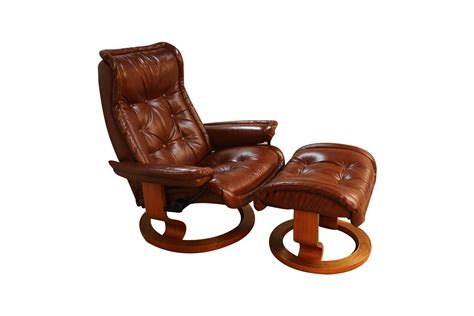 Vintage danish modern design recliner armchair from 70's a beautiful and amazingly comfortable reclining armchair, this was recently imported from denmark and professionally renovated. Mid Century Scandinavian Modern Ekornes Stressless ...