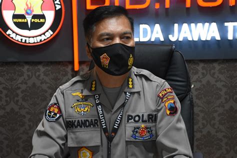 Kepolisian daerah jawa tengah logo indonesian national police symbol, jawa tengah png clipart. Logo Polri Jawa Tengah / Olahraga Bersama Tni Polri Dan Pemda Jawa Tengah Di Akpol Youtube ...