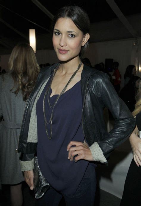 Julia Jones Actress The Twilight Saga Breaking Dawn Part Julia Jones Was Julia Jones