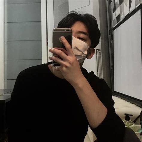 Men Hidden Face Aesthetic Boy Mirror Selfie Img Hobo