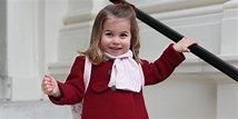 La Princesa Carlota de Cambridge, feliz y emocionada en su primer día ...