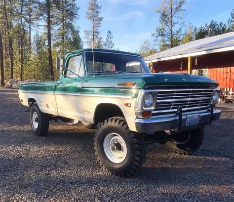 Two Tone Tuesday 1969 Ford F 250 Highboy 4x4 Ford Daily Trucks