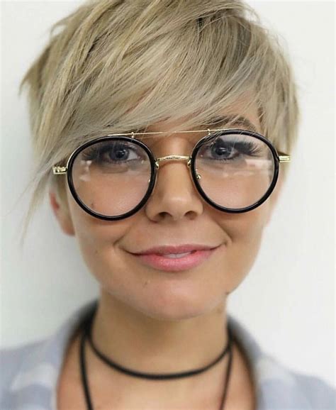 Short Hairstyles For Round Faces With Glasses Easy Hairstyle Concepts