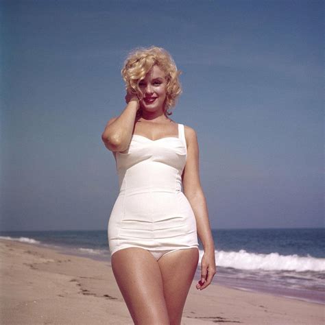 Marilyn Monroe At The Beach In Amagansett New York In