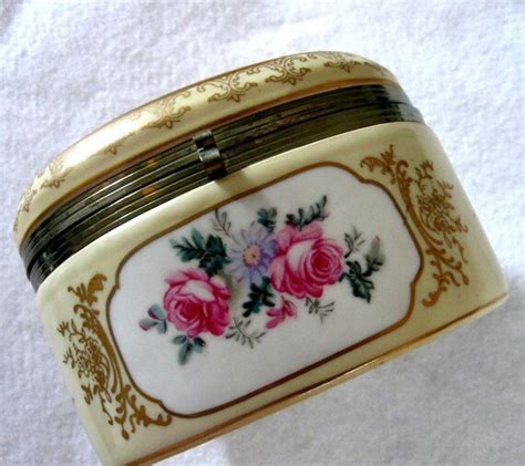 Vintage Hinged Jewelry Trinket Dresser Box Victorian Women