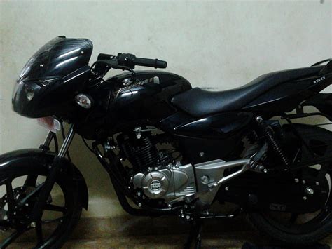 Given all the masculine looks and features, it's. ARUN: bajaj pulsar 150 2012 model