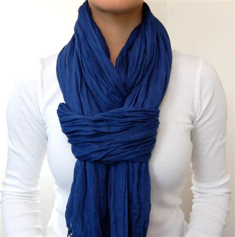 Maybe you would like to learn more about one of these? Chic Way To Tie A Scarf