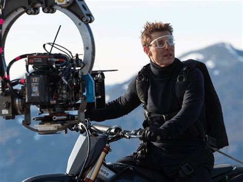 Tom Cruise Says He Performed 13000 Motocross Jumps For Mission