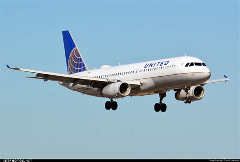 N490ua Airbus A320 232 United Airlines Justin Lawrence Jetphotos