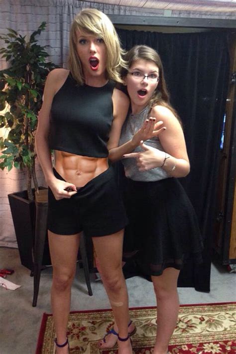 Taylor Swift Belly Button Reddit Photoshops