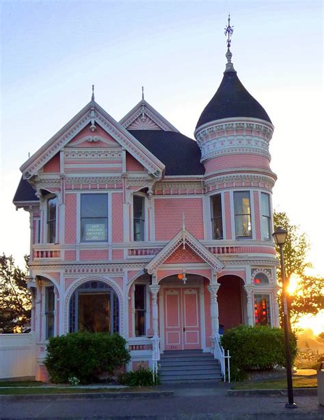 A Palette Of Pink House Exterior Victorian Homes Hous