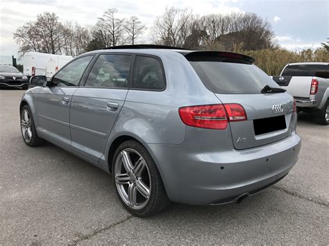 From the outside, it looks athletic, which is underscored by its unmistakeable quattro. AUDI A3 SPORTBACK 2.0 TDi 140 ch Start & Stop S-Line Plus ...