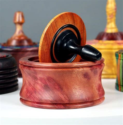 Woodturning Art Spinning Top Lathe Wood Turning Ring Holder Beds