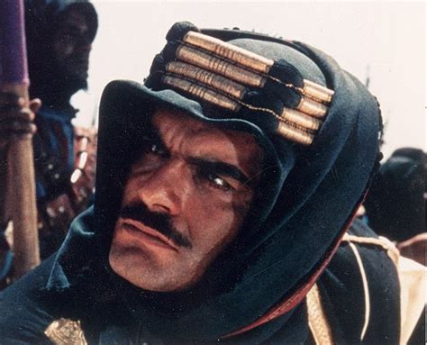 Omar Sharif Em Cena Do Filme Lawrence Da Arábia Em 1962 Cena Filmes