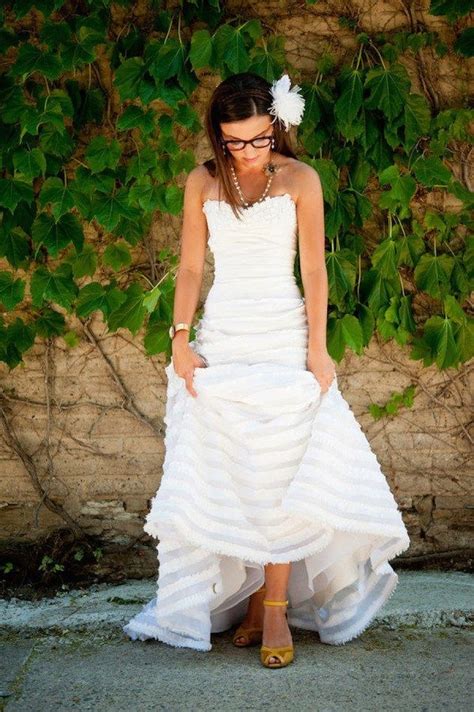 Brides With Glasses How To Rock Specs At Your Wedding Bride With