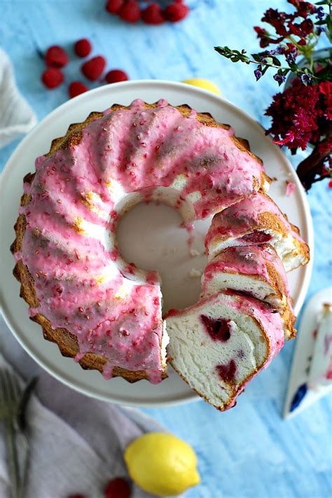 This whole grain, healthy sugar free angel food cake is light, fluffy and tender! Raspberry Angel Food Cake - Sweet and Savory Meals