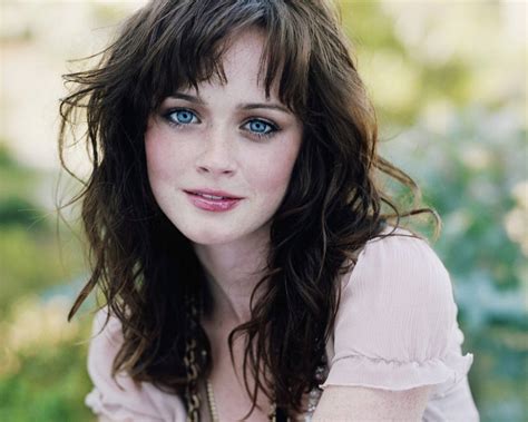 Alexis Bledel Rich Image And Wallpaper