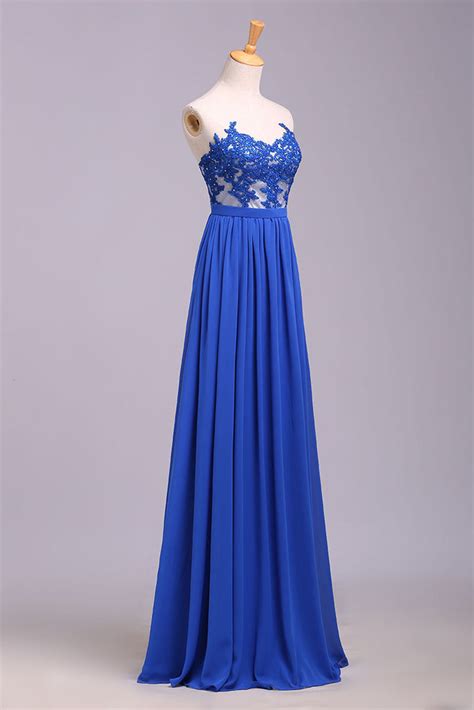 Elegant Strapless Chiffon Evening Dress With Lace Appliques Long Prom