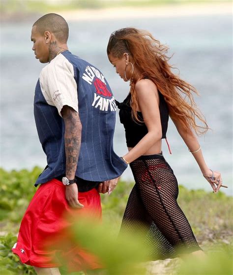 Rihanna In Bikini Bottom In Hawaii 05 GotCeleb
